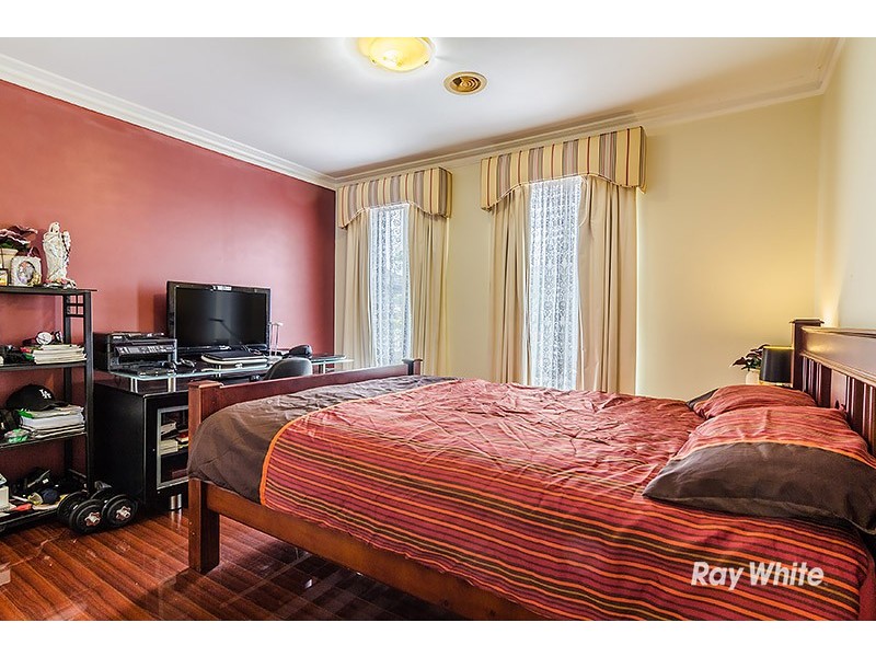 41 George Chudleigh Drive, Hallam VIC 3803