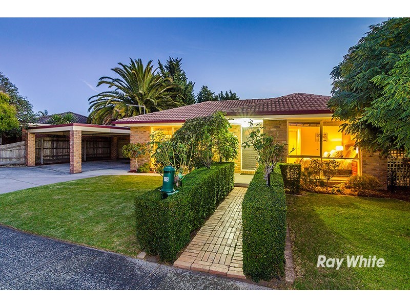 70 Waverley Park Drive, Cranbourne North VIC 3977