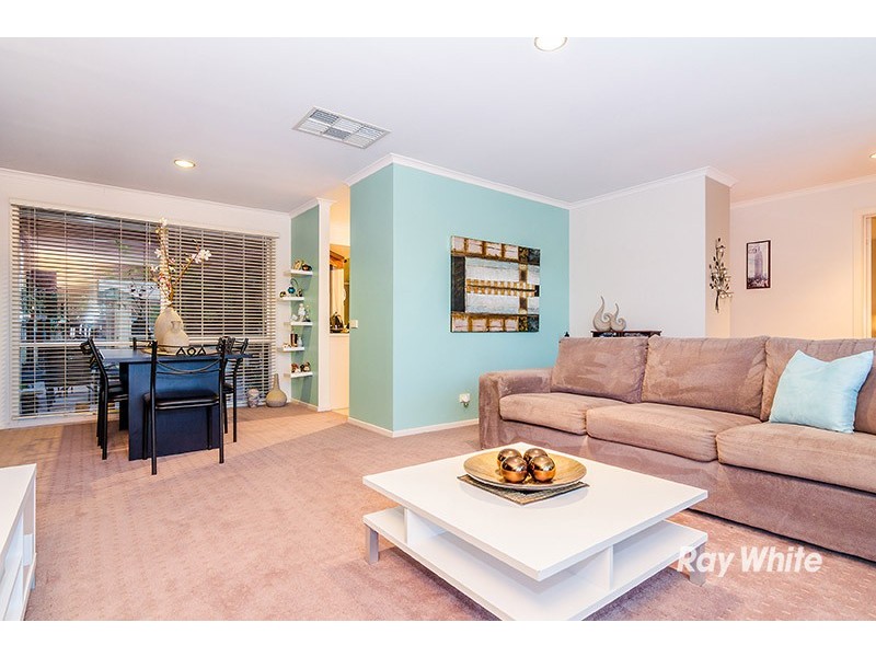 70 Waverley Park Drive, Cranbourne North VIC 3977