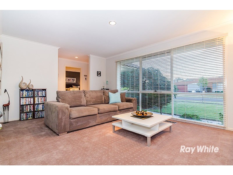 70 Waverley Park Drive, Cranbourne North VIC 3977
