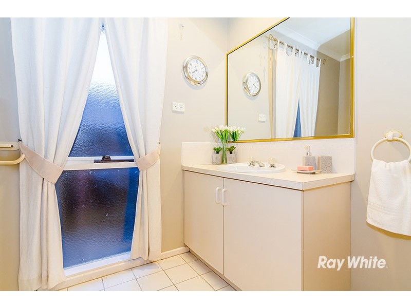 70 Waverley Park Drive, Cranbourne North VIC 3977