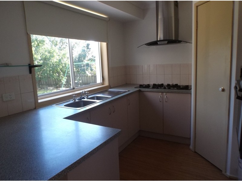 19 Joyce Street, Cranbourne West VIC 3977