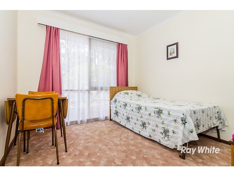 2/2 Cook Court, Cranbourne VIC 3977