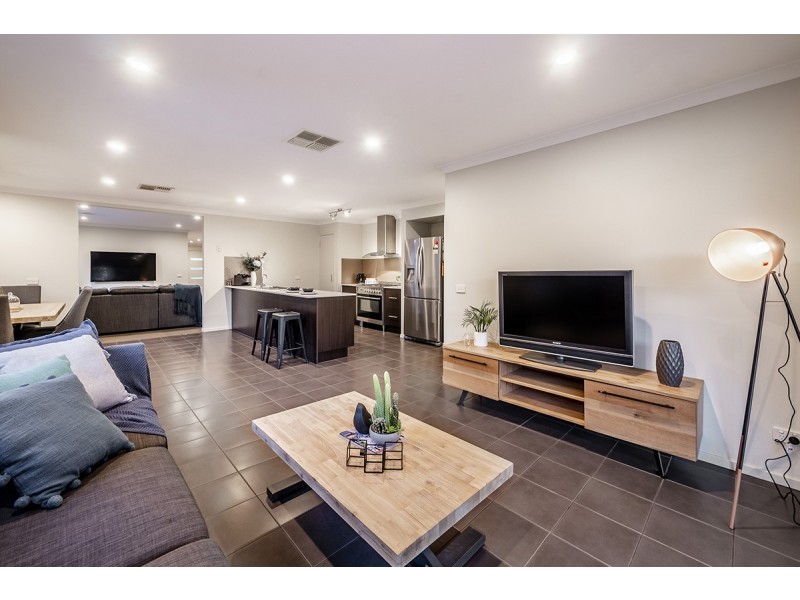 4 Watt Place, Lyndhurst VIC 3975