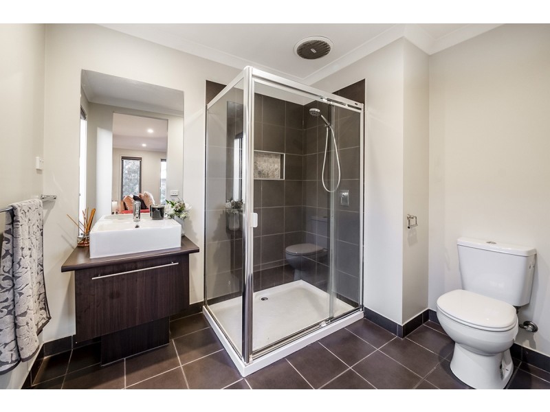4 Watt Place, Lyndhurst VIC 3975