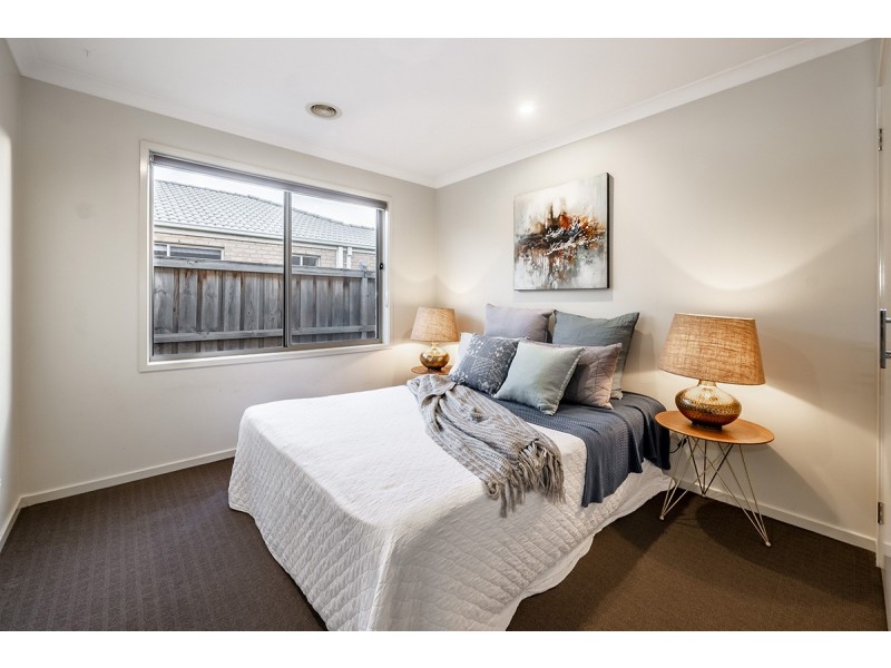 4 Watt Place, Lyndhurst VIC 3975
