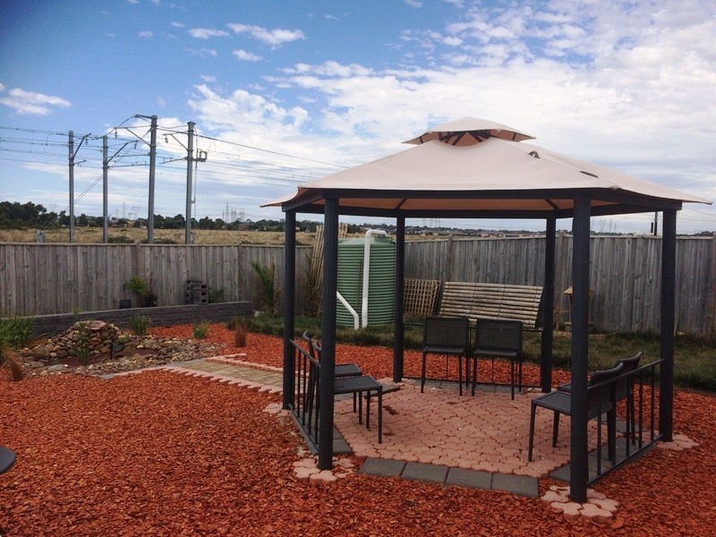 76 Silverwattle Drive, Lyndhurst VIC 3975