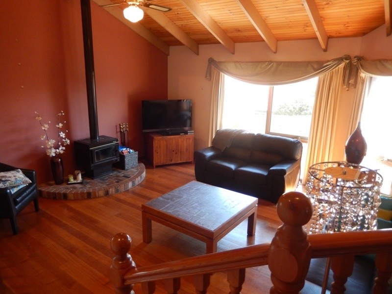 7 Settlers Hill Rise, Pakenham VIC 3810