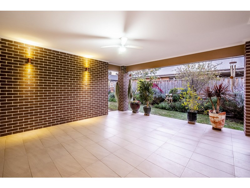 7 Starlight Rise, Cranbourne East VIC 3977