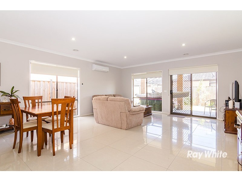 4 Sawgrass Way, Cranbourne West VIC 3977