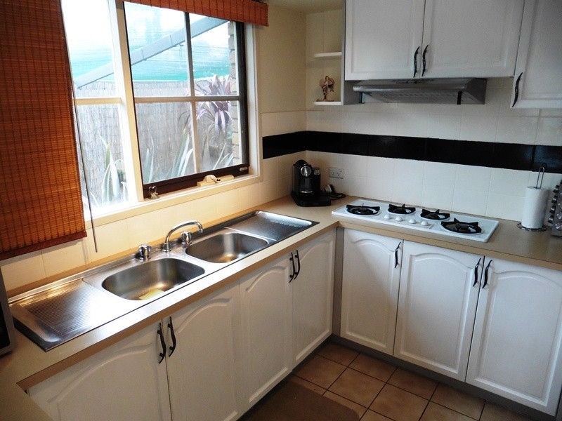 7 Walnut Court, Cranbourne North VIC 3977