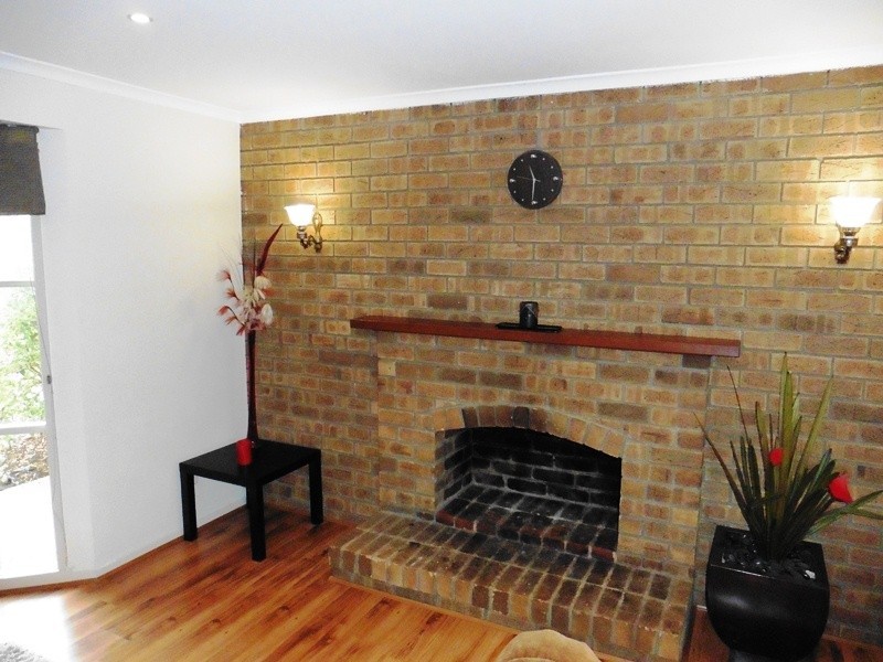 7 Walnut Court, Cranbourne North VIC 3977