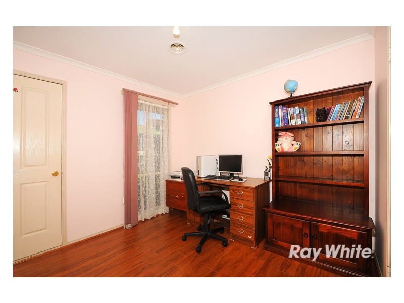 11 Mahogany Close, Hampton Park VIC 3976