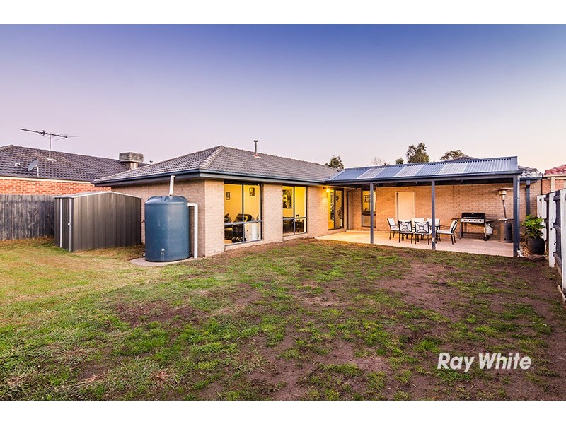 85 Fairhaven Boulevard, Cranbourne West VIC 3977