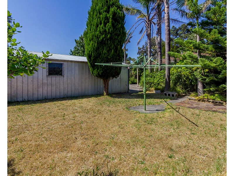 4 Halstead Court, Cranbourne VIC 3977