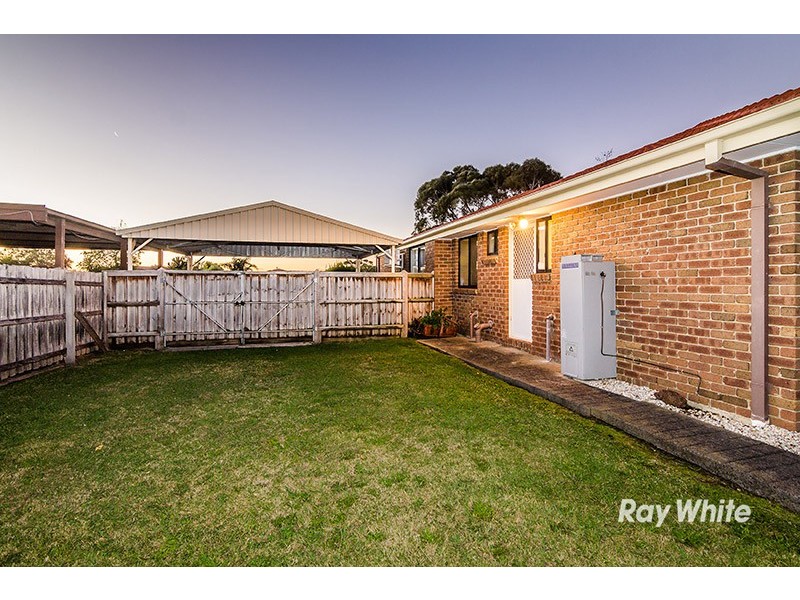 6 South Anderson Court, Cranbourne VIC 3977