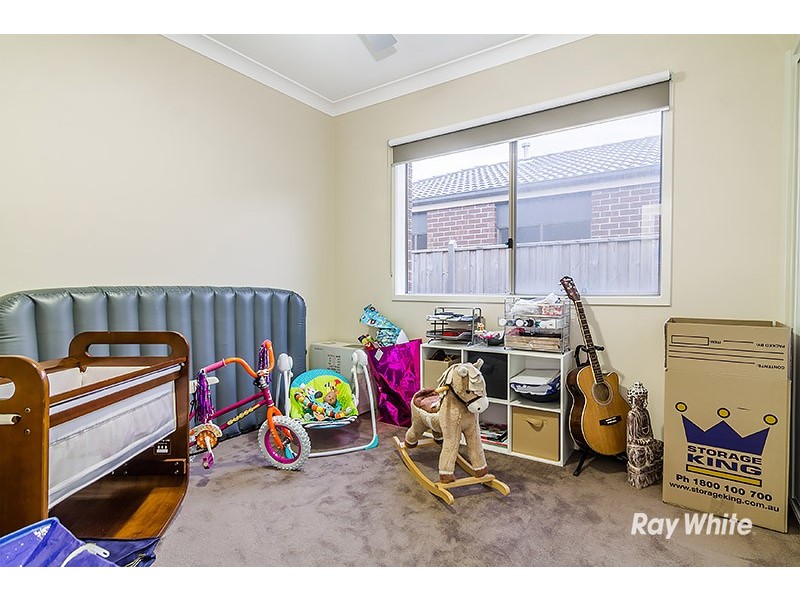 23 Paxford Drive, Cranbourne North VIC 3977