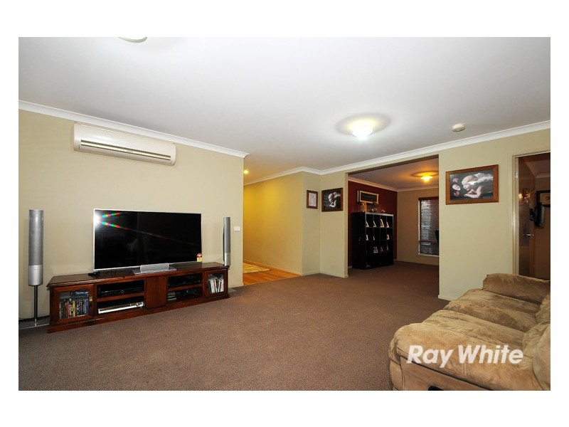 16 Bluemist Circuit, Lyndhurst VIC 3975