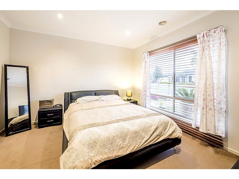 58 Melington Drive, Lyndhurst VIC 3975
