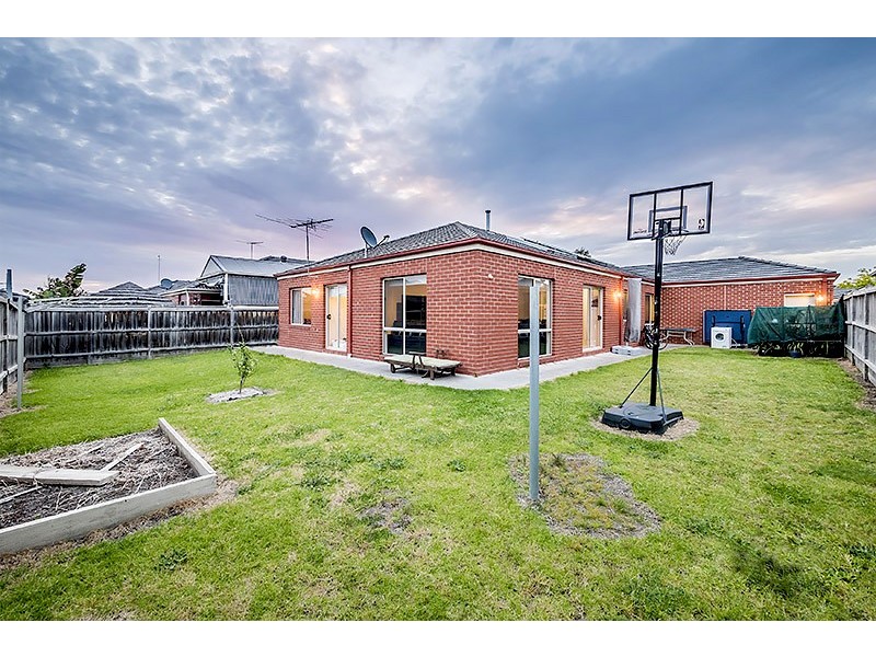 58 Melington Drive, Lyndhurst VIC 3975