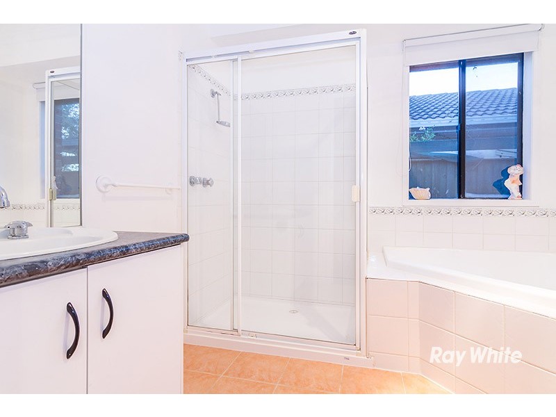 11 Feehan Crescent, Narre Warren South VIC 3805