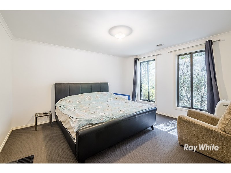 10 Vane Street, Cranbourne East VIC 3977