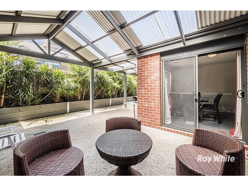 10 Vane Street, Cranbourne East VIC 3977