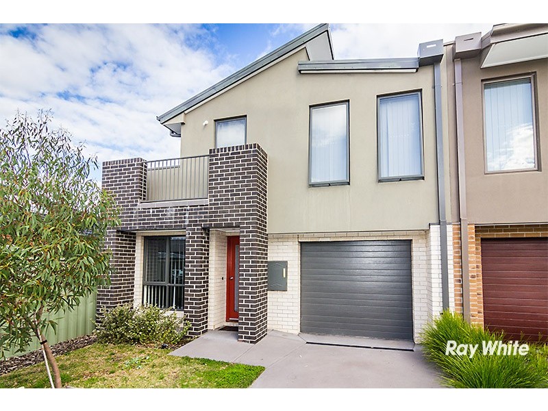 14 Bluestone Street, Pakenham VIC 3810