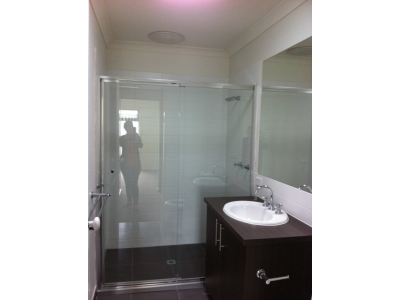 14 Bluestone Street, Pakenham VIC 3810