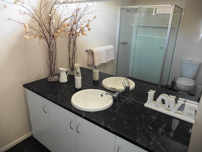 19 Beechwood Drive, Lyndhurst VIC 3975