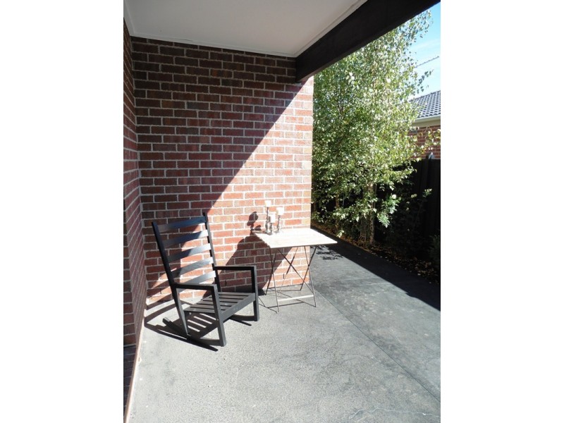 19 Beechwood Drive, Lyndhurst VIC 3975