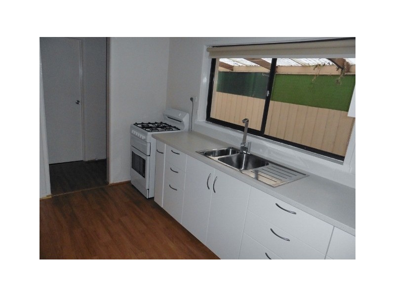 14 Binding Avenue, Cranbourne VIC 3977