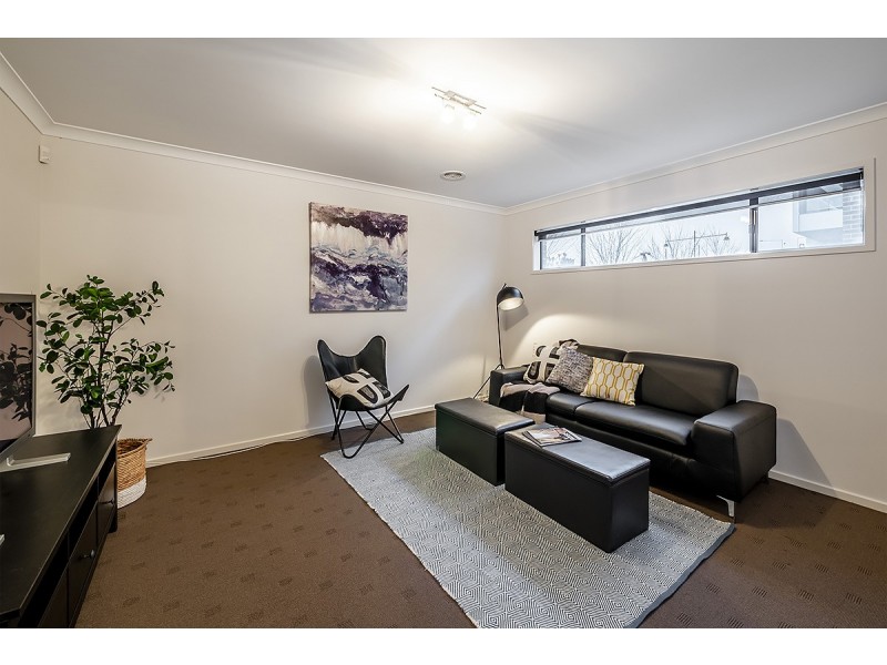 1 Albida Parade, Lyndhurst VIC 3975