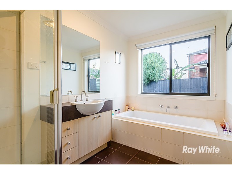 11 Aspendale Place, Lyndhurst VIC 3975