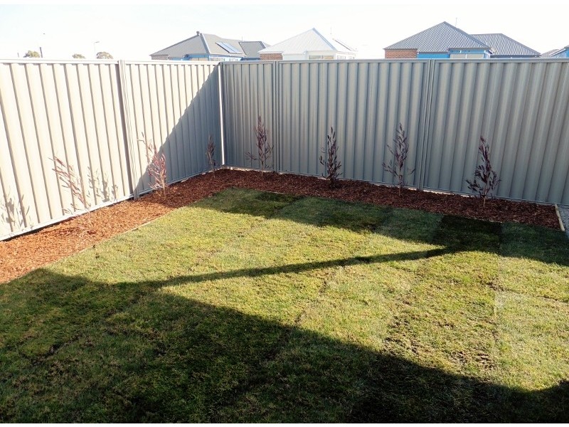 142 Lineham Drive, Cranbourne East VIC 3977