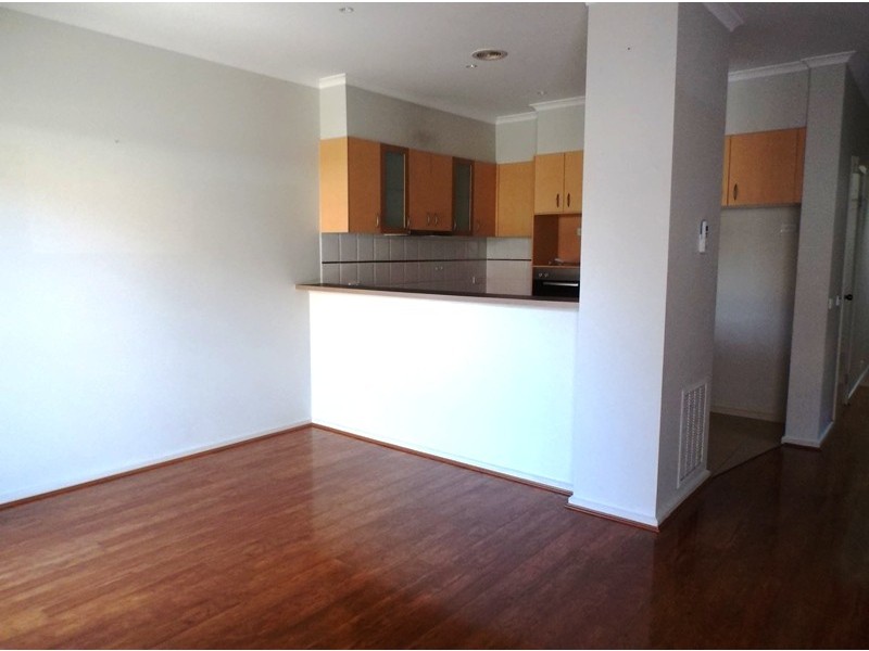 17 Boronia Avenue, Cranbourne VIC 3977