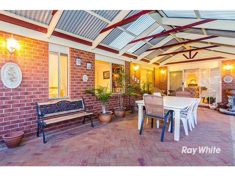 4 Ashton Court, Cranbourne VIC 3977