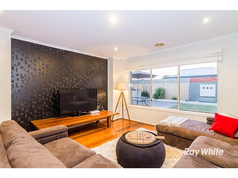 12 Drovers Retreat, Narre Warren South VIC 3805