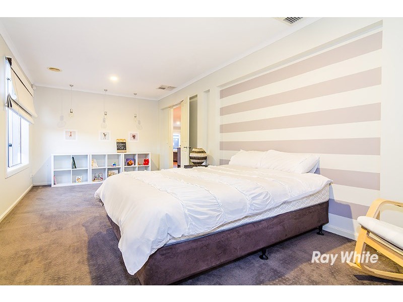 12 Drovers Retreat, Narre Warren South VIC 3805