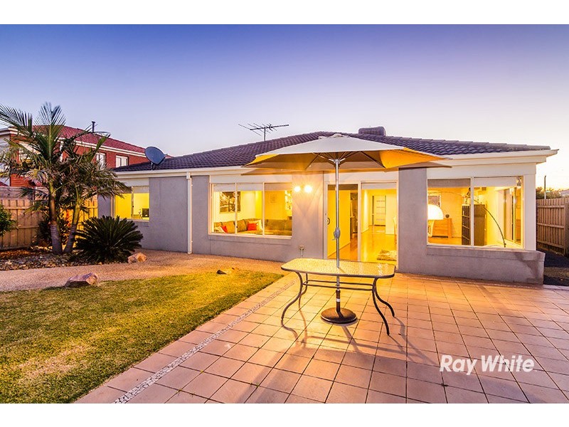 12 Drovers Retreat, Narre Warren South VIC 3805