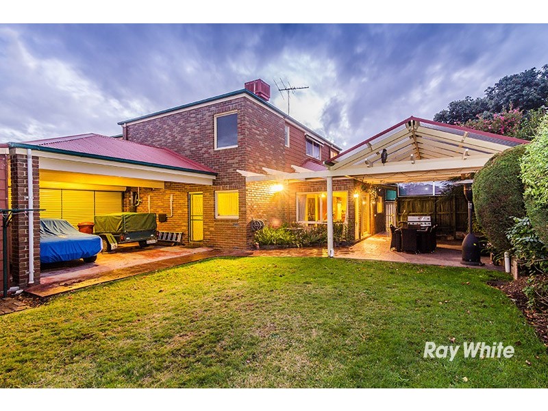 109 Waverley Park Drive, Cranbourne North VIC 3977