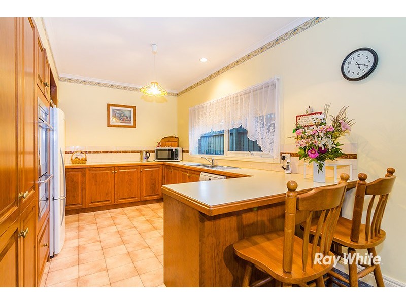 109 Waverley Park Drive, Cranbourne North VIC 3977