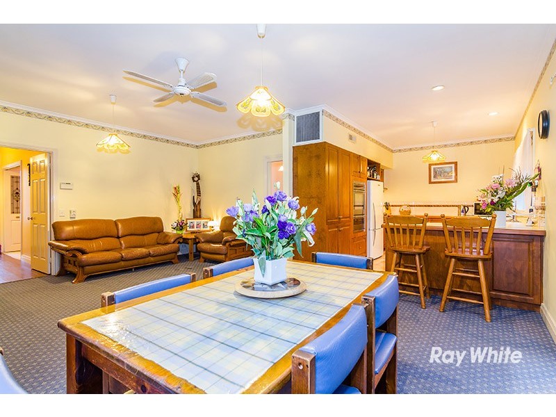 109 Waverley Park Drive, Cranbourne North VIC 3977