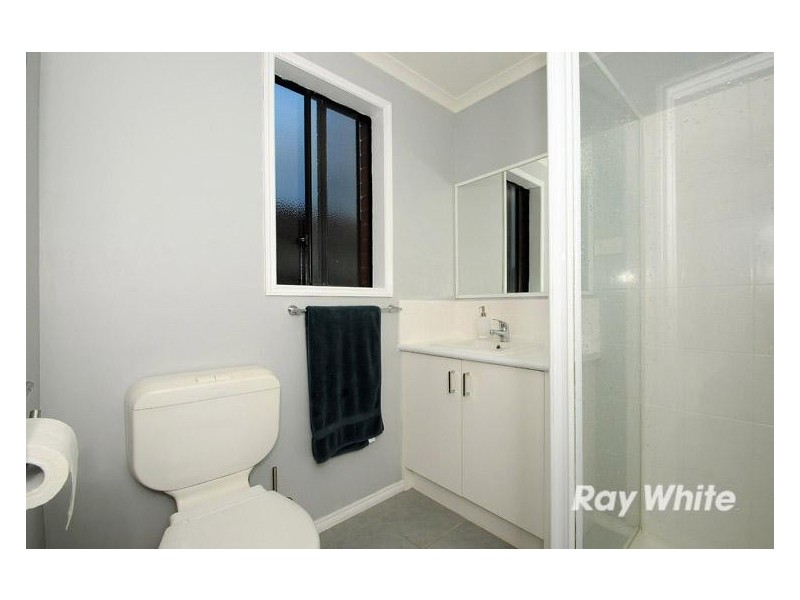 27 Alberton Drive, Cranbourne West VIC 3977