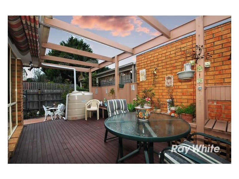 4 Dylan Court, Berwick VIC 3806