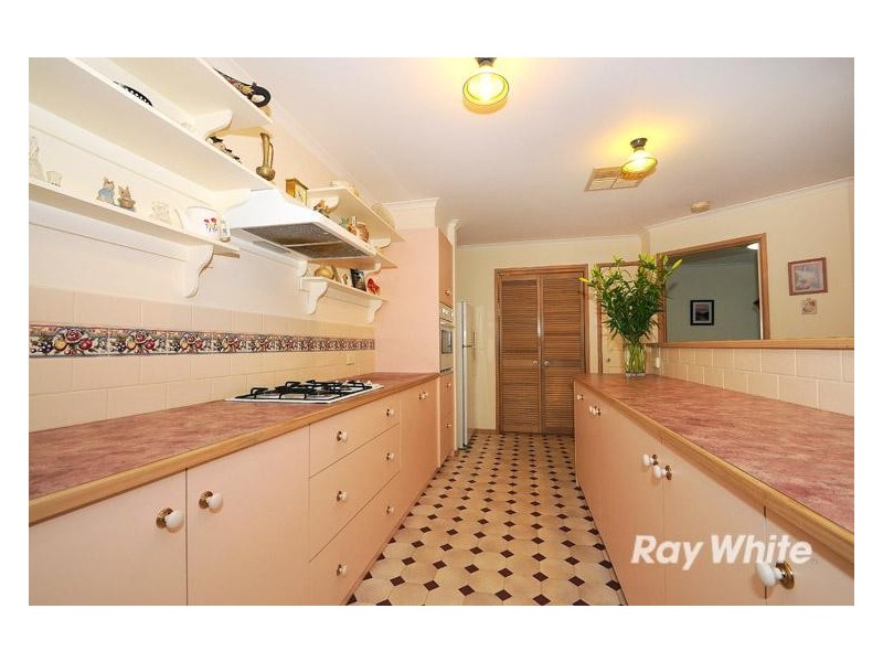 4 Dylan Court, Berwick VIC 3806