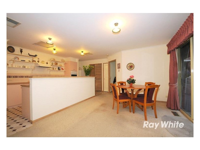 4 Dylan Court, Berwick VIC 3806