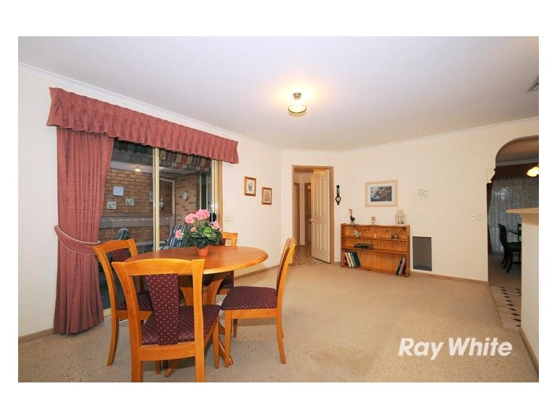 4 Dylan Court, Berwick VIC 3806