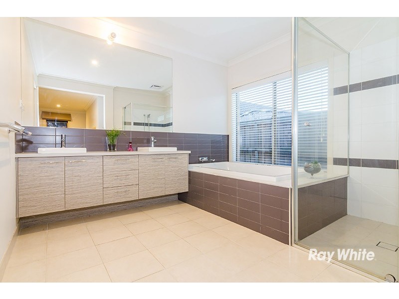 22 Viewline Way, Lyndhurst VIC 3975