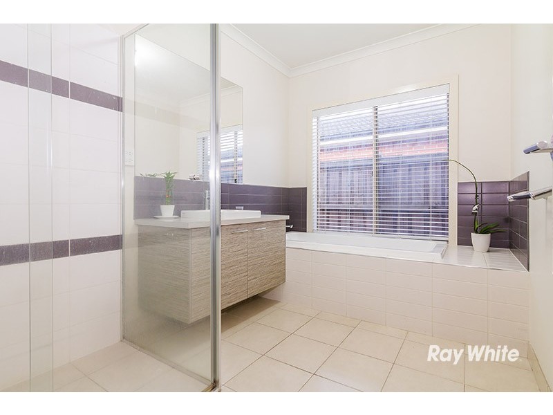 22 Viewline Way, Lyndhurst VIC 3975